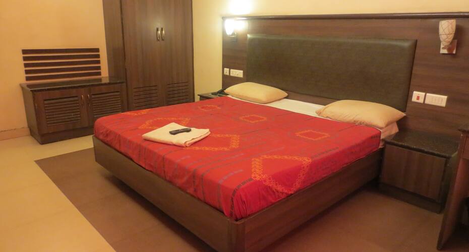 Hotel Paarvathy's, Dindigul 5